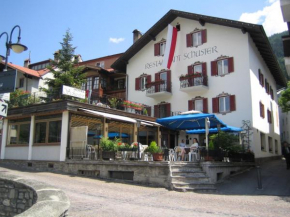 Гостиница Hotel Schuster, Бреннер